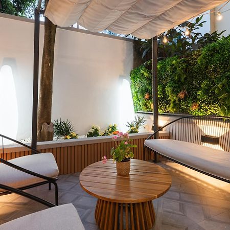 Elegante Appartamento Con Giardino Privato, Jacuzzi Nel Cuore Di Firenze Exterior foto